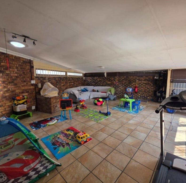 3 Bedroom Property for Sale in Sasolburg Ext 11 Free State